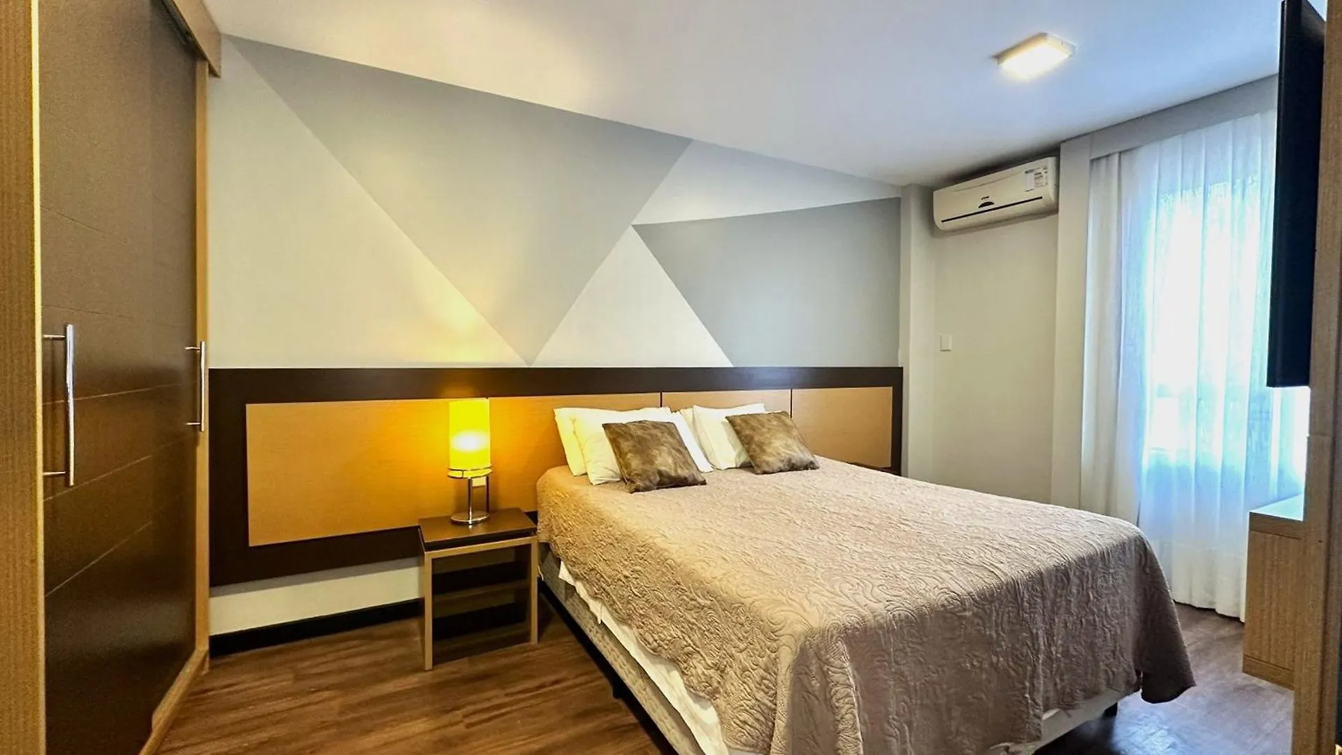 Апартаменты Central Park Flat Residence - Home Time Флорианополис