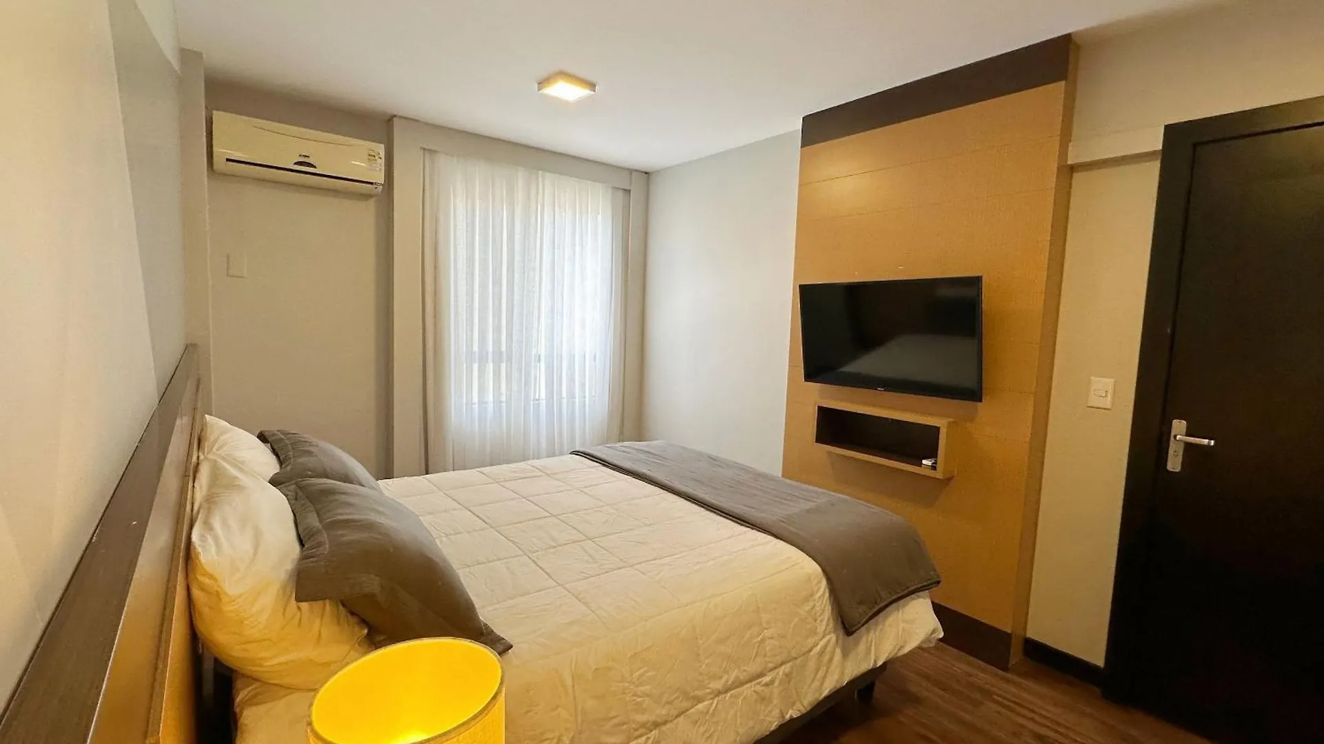 Central Park Flat Residence - Home Time Florianópolis Daire