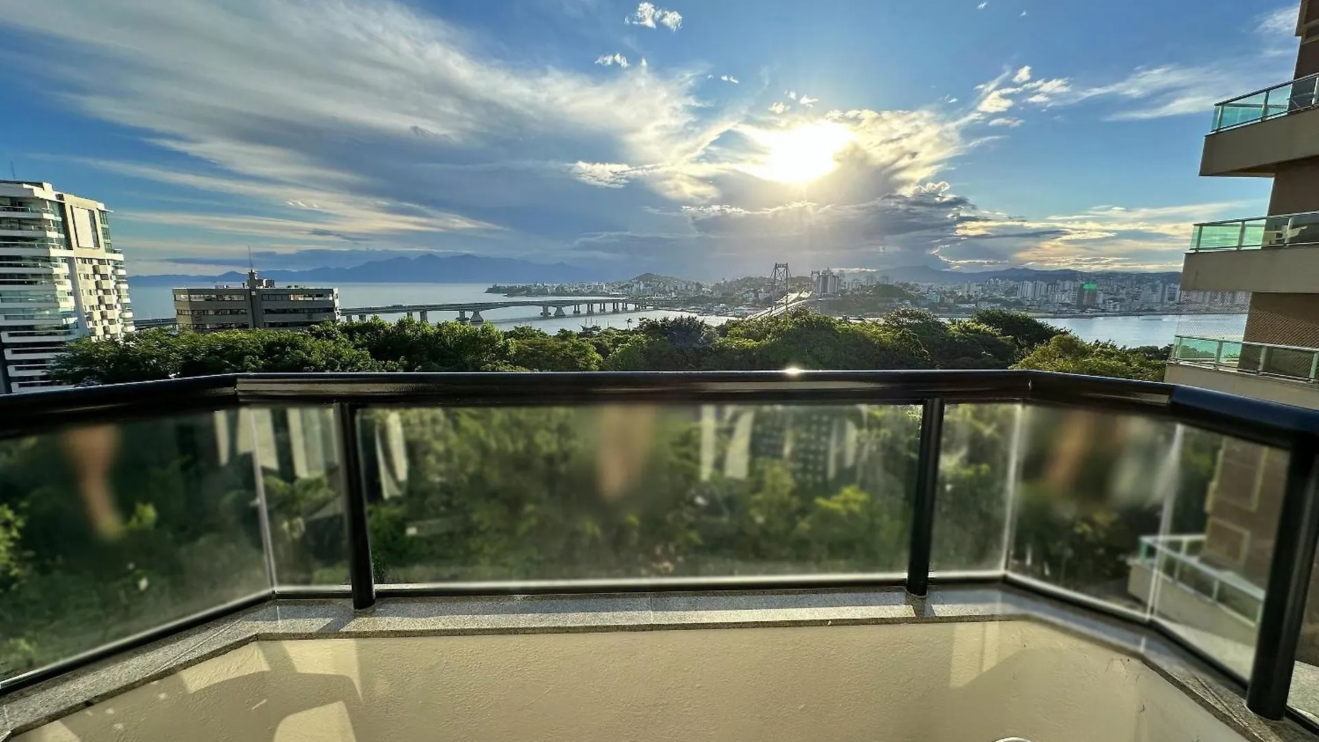 Central Park Flat Residence - Home Time Florianópolis Apartamento